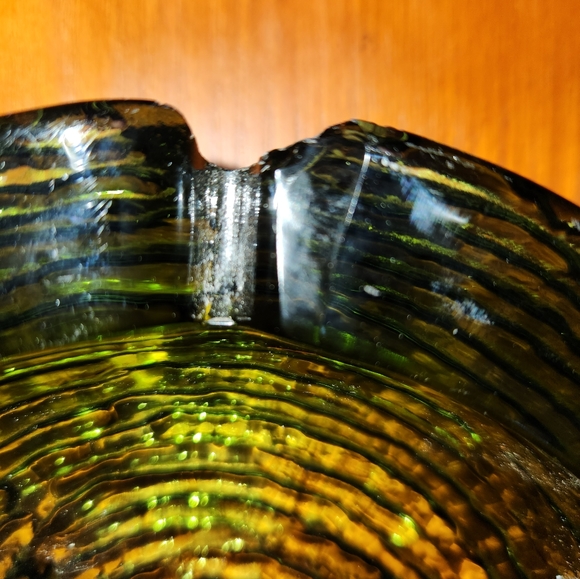 Vintage Green Pressed Ashtray - Picture 8 of 11